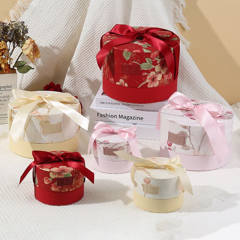 New Chinese-Style Round Gift Box with Flower Scarf, Wedding Candy Return Gift Packaging Box
