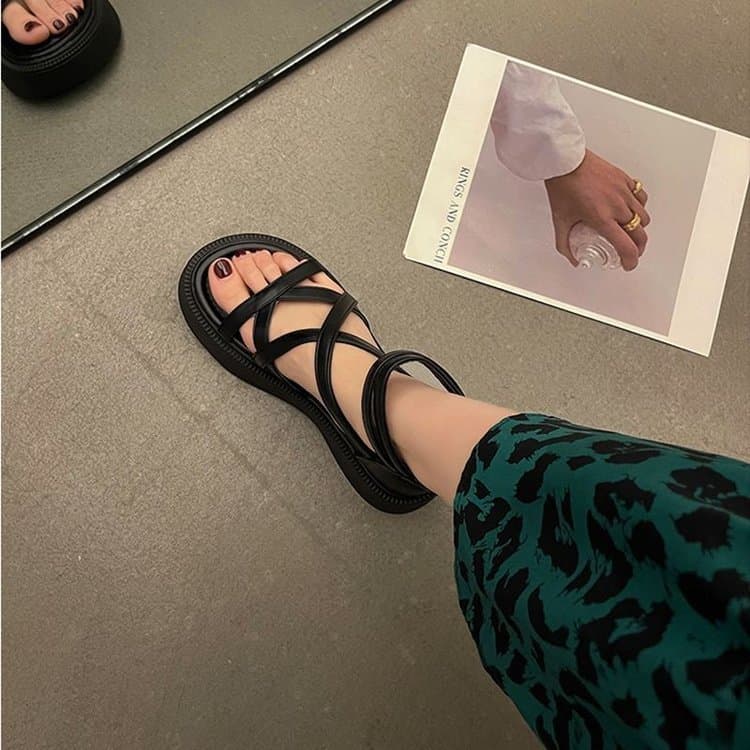 Platform-soled sandals for women 2026 summer new style thick-soled increased hollow design cross-strap Roman sandals