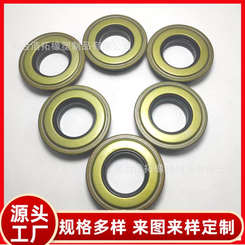 Suitable for Kubota agricultural machinery parts track roller oil seal anti-mud water 52200-23142 oil seal collection BQ38