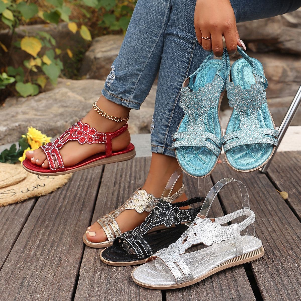 2026 New Flat Sandals for Women, Bohemian Ethnic Style with Flower Rhinestones, Comfortable Versatile Open-Toe Sandals