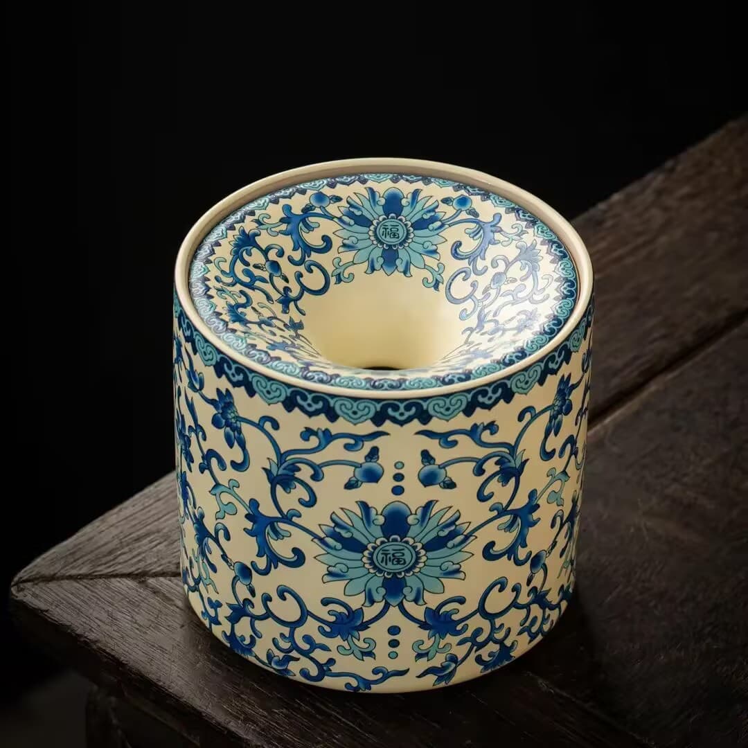Beige Ru Kiln Blue and White Interlocking Lotus Ashtray Lidded Anti-ash Fly Jian Shui Water Jar Ceramic Tea Dregs Jar Tea Ceremony Accessories