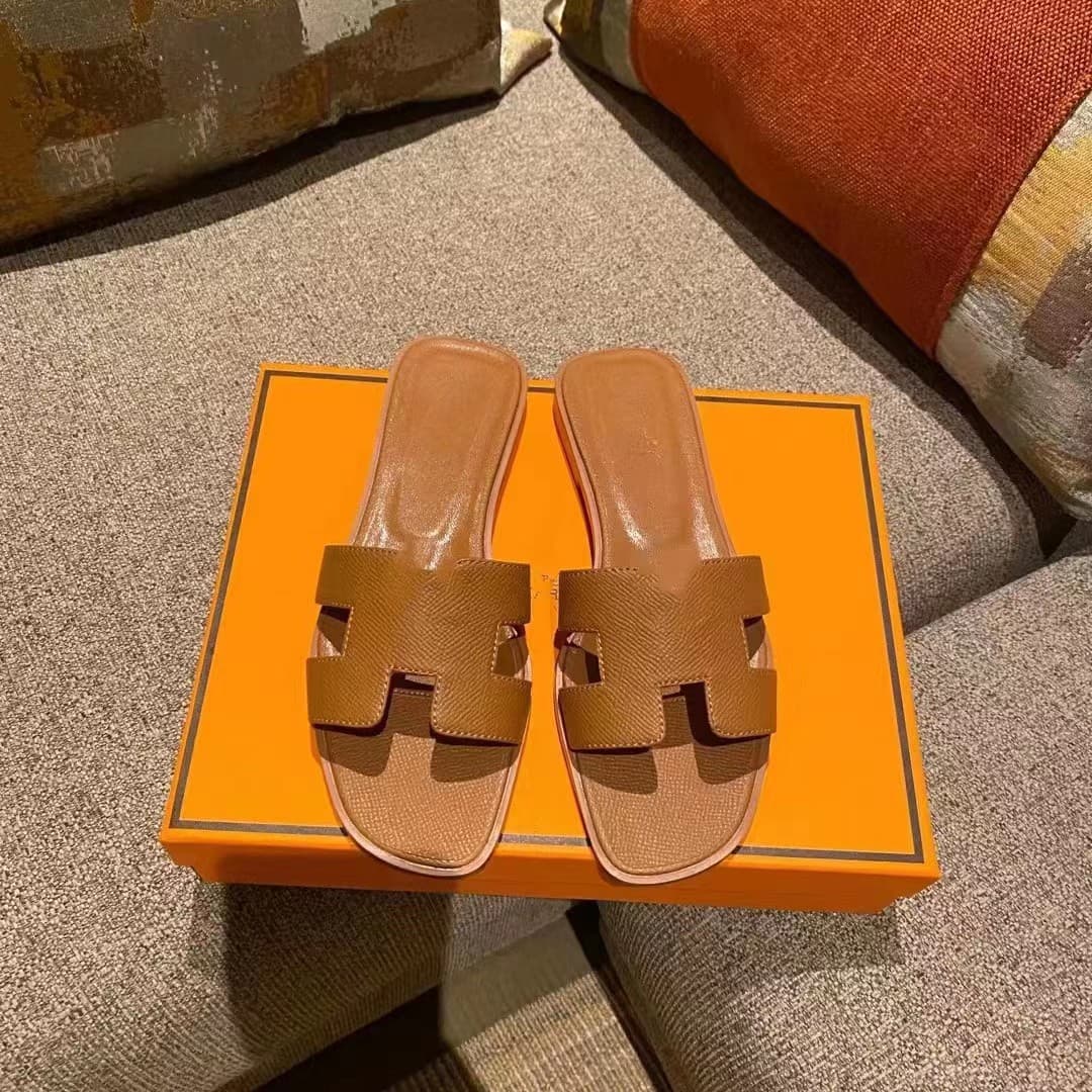 2026h type slippers for women summer outer wear versatile internet celebrity genuine leather slip-ons travel flat sandals wholesale cross-border