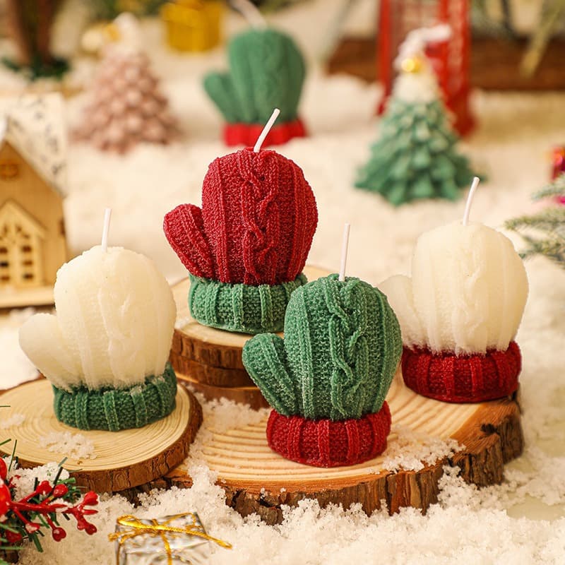 Scented candles for Christmas, woolen gloves, small gifts, home office shooting atmosphere creative decorations
