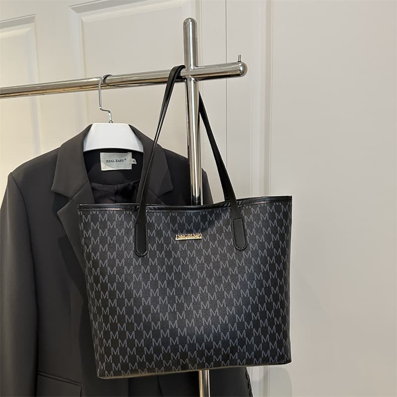 2025 Tote Bag Fashion Print Large Capacity Shoulder Bag for Commuting Autumn Women's New Cross-Border Commuting Model