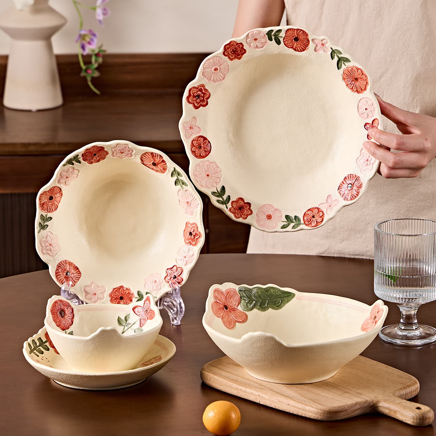 Small fresh flowers splashed ink bowls and plates for home use 2026 new underglaze color tableware beautiful rice bowls soup bowls salad bowls