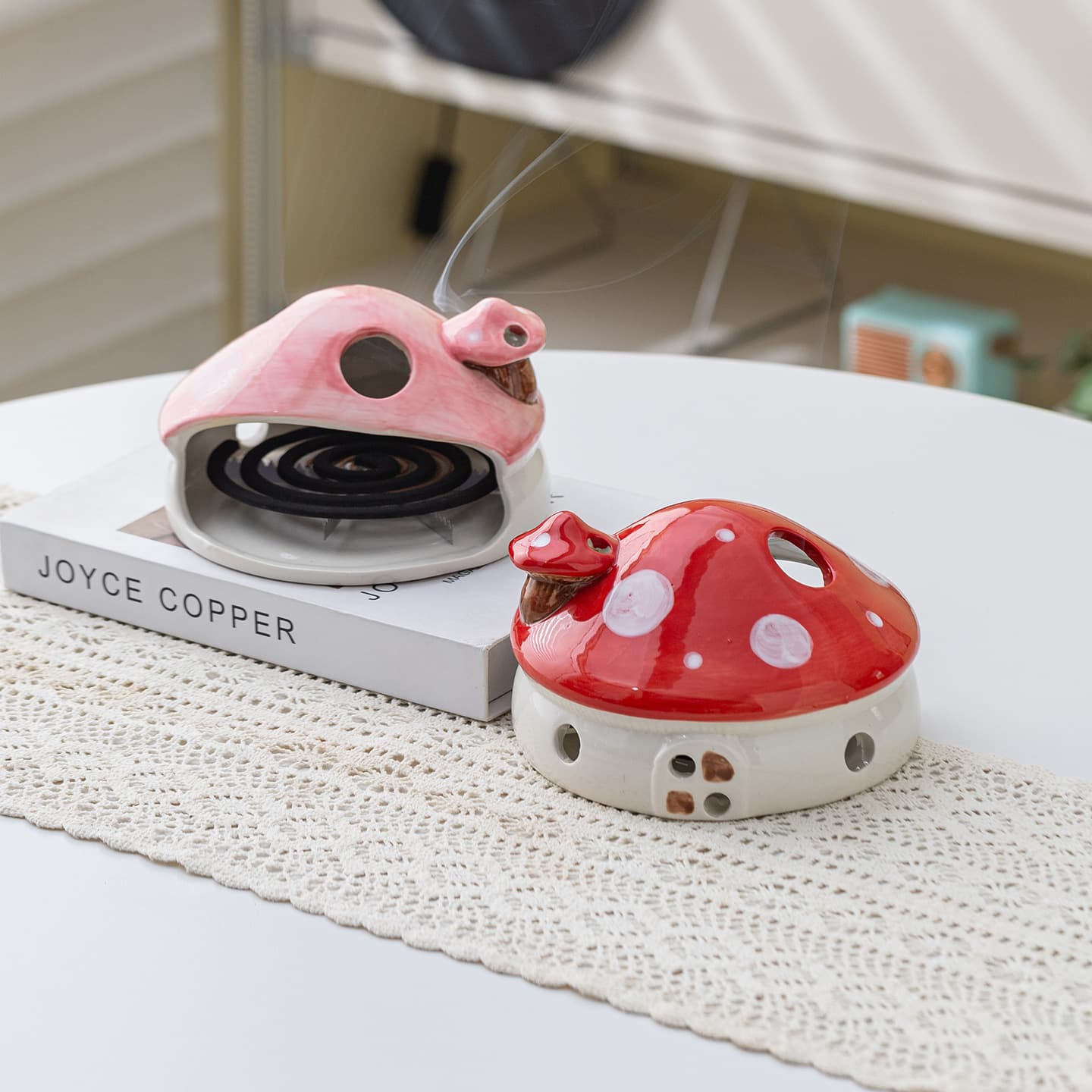 Mushroom House Mosquito Incense Rack Indoor Home Creative Ash-catching Mosquito Incense Stove Easy to Clean Holy Wood Aromatherapy Furnace Ceramic Desktop