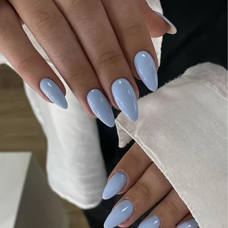 European and American style light blue solid color almond nails, simple and high-end wearable nails, detachable false nail tips wholesale.