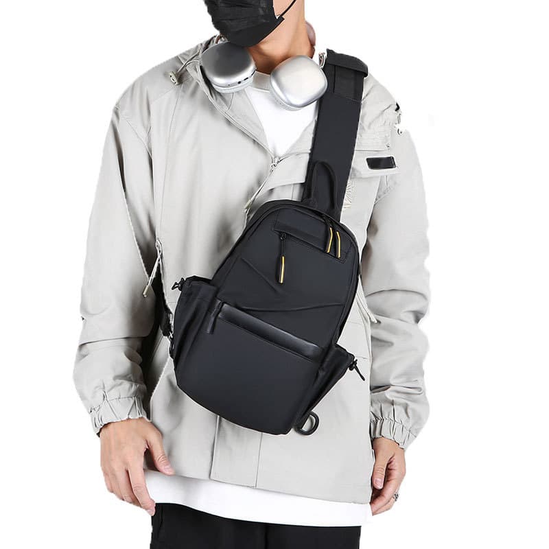 Men's chest bag portable new trendy casual crossbody bag travel waterproof outdoor multi-functional storage shoulder bag