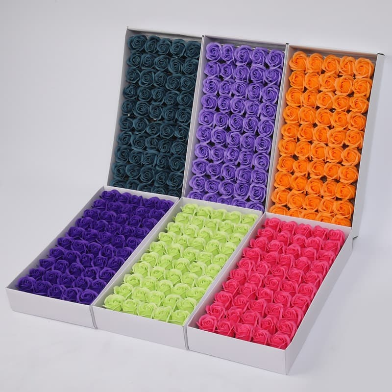Three-layer rose-scented soap flowers, preserved soap heads, bouquets, gift boxes, decorative materials, manufacturer wholesale.