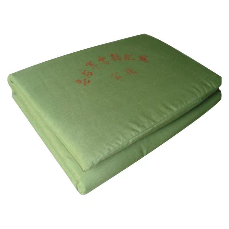 Wholesale Single Bed Bunk Military Green Hard Cotton Moisture-Proof 01 Mattress 90cm Wide Polyester Fiber Quilt Core Cotton Quilt