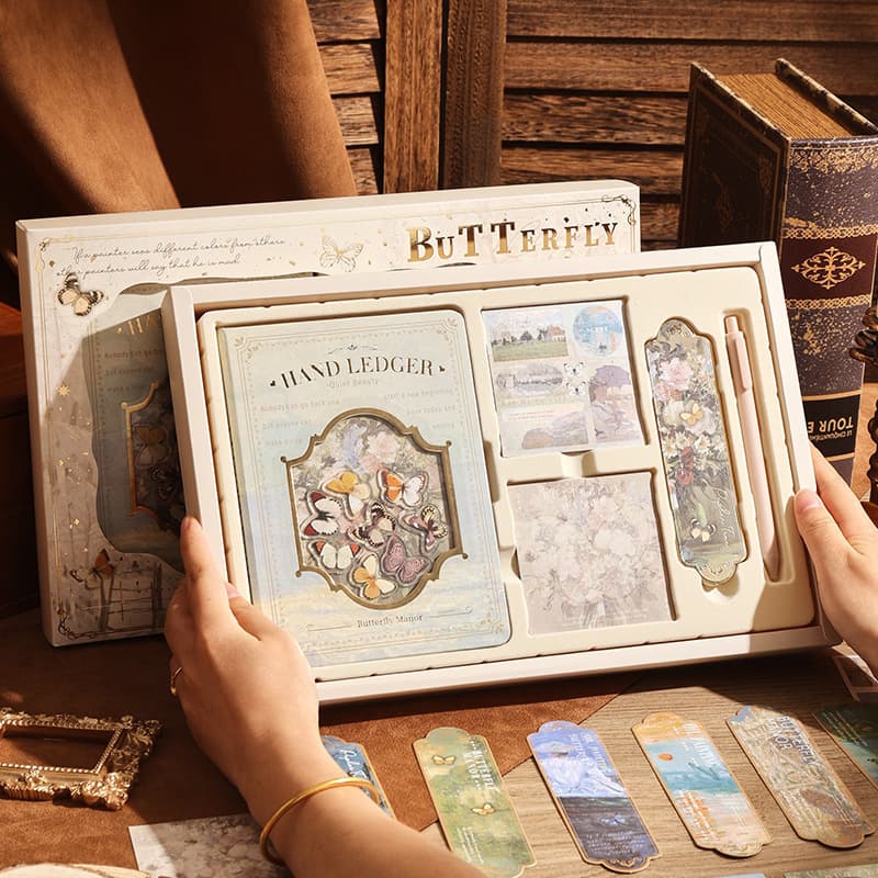 Vintage Oil Painting Notebook Set Gift Box Butterfly Journal Gift for Primary School Students Learning Supplies