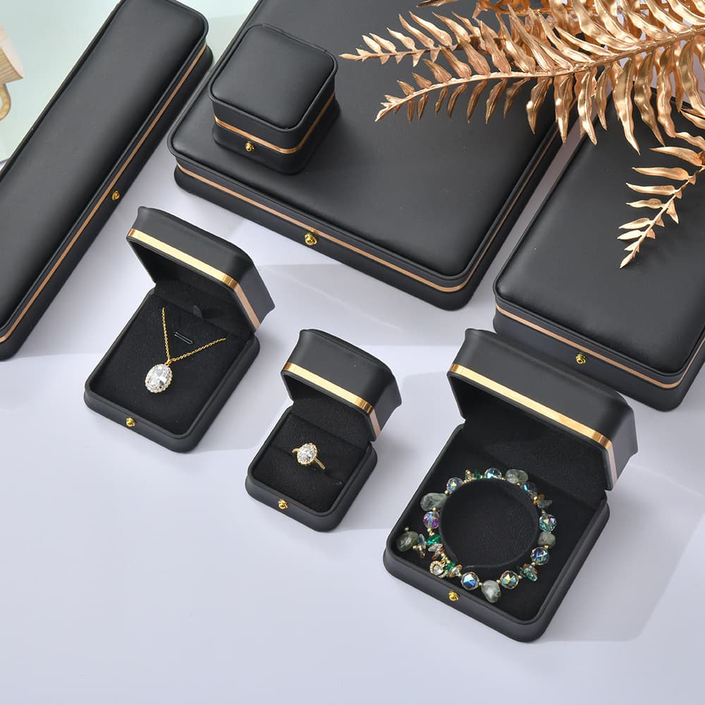 Factory Direct High-End PU Leather Fashion Gold Edge Jewelry Packaging Box Ring Box Pendant Watch Box Jewelry