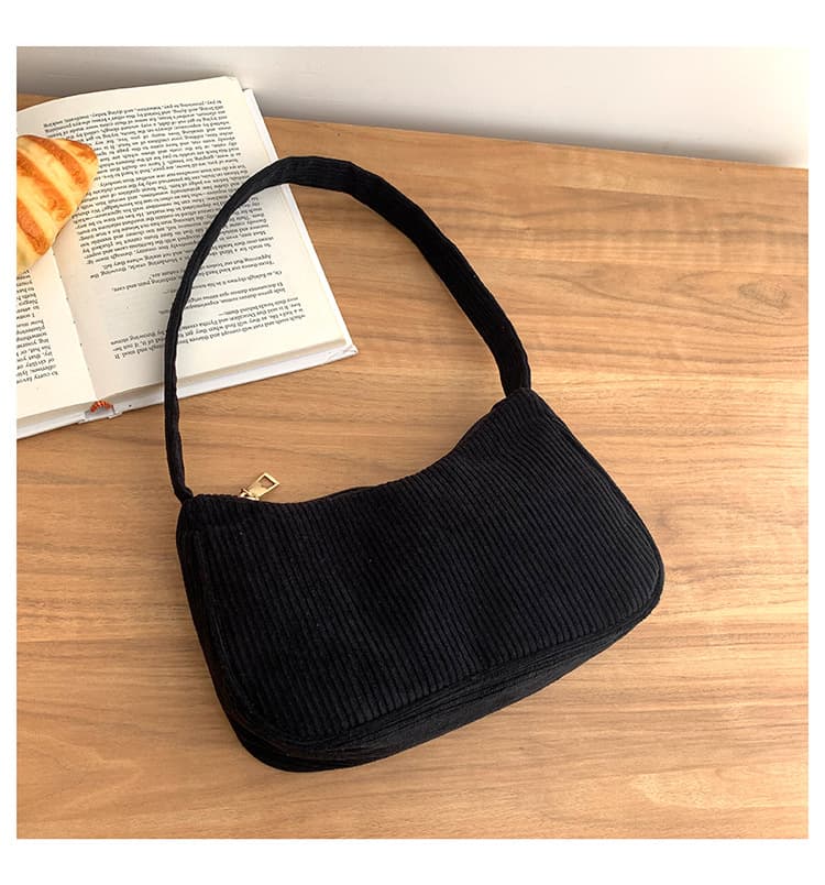 New Crossbody Bag for Women Cross-border 2026 Summer New Chain Bag Versatile Minimalist Ins Women's Shoulder Underarm Bag