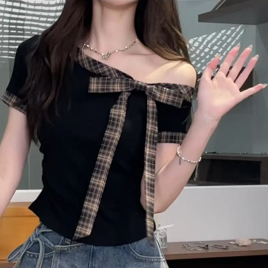 [Distribution] Sweet style splicing striped tie bow short-sleeved summer new temperament slimming women's T-shirt ins