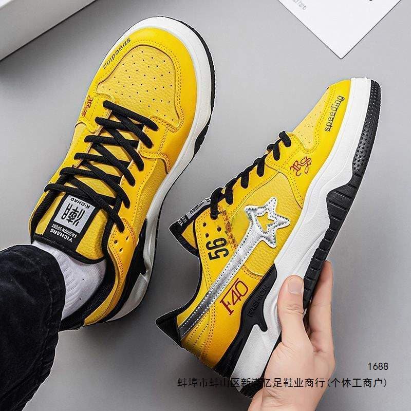 New Year's Trend Men's Shoes 2026 Spring and Summer New Sports Shoes Conspicuous Fortune Style Lightweight Versatile Casual Wear-Resistant Sneakers