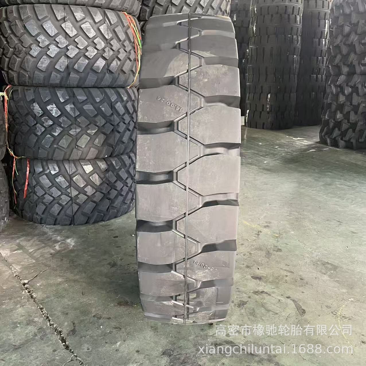 Chaoyang 1400-24 Solid Tire Steel Mill Specific 14.00-24 Heat-Resistant Can Be Paired with Steel Rim