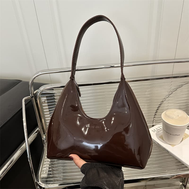 New Elegant Fashion Design Glossy Shoulder Underarm Bag for Women Dumpling Bag Trendy Korean Style Commuter Women's Bag