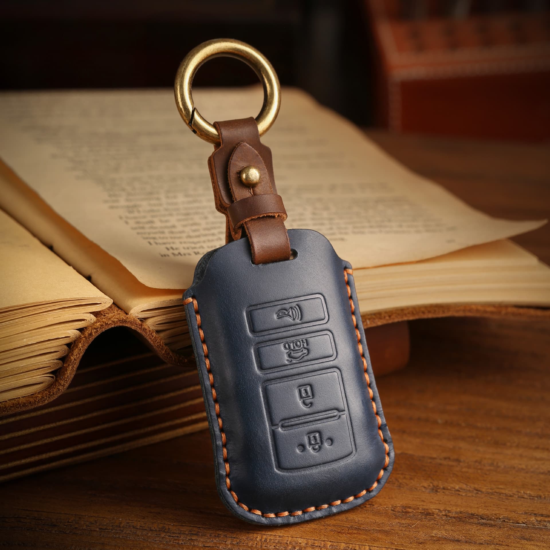 Retro key cover suitable for Kia KIA genuine leather K9 car key cover bag pure handmade cowhide protective shell buckle