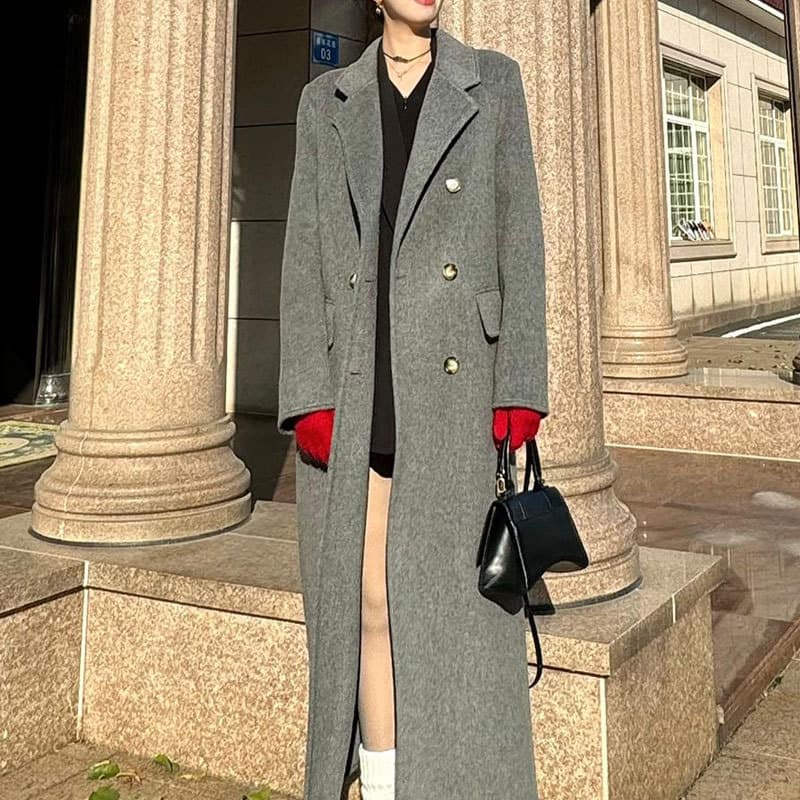 In stock: Plus size women's dark gray wool coat, 2024 new autumn and winter style, high-end long wool coat for plus-size women.