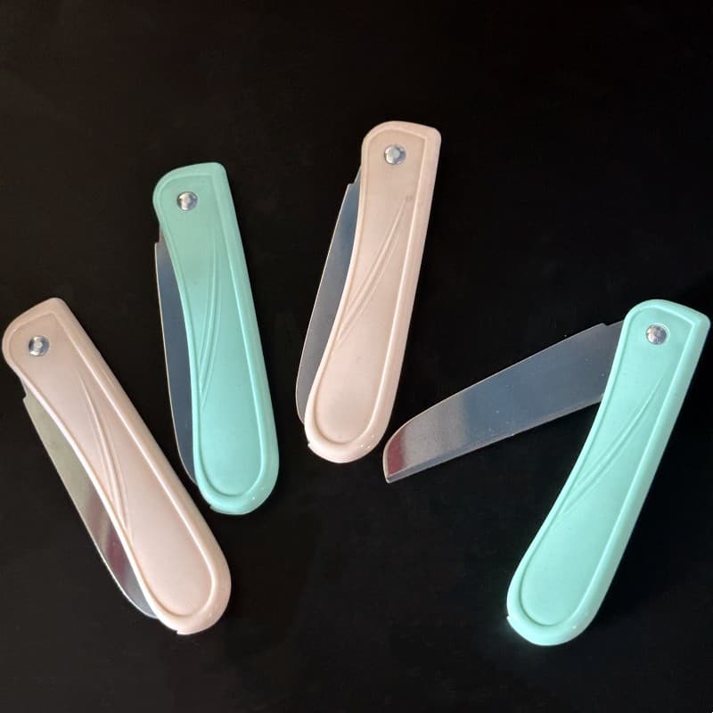 Thickened Colorful Folding Knife Fruit Knife Portable Wholesale Source for Dollar Stores