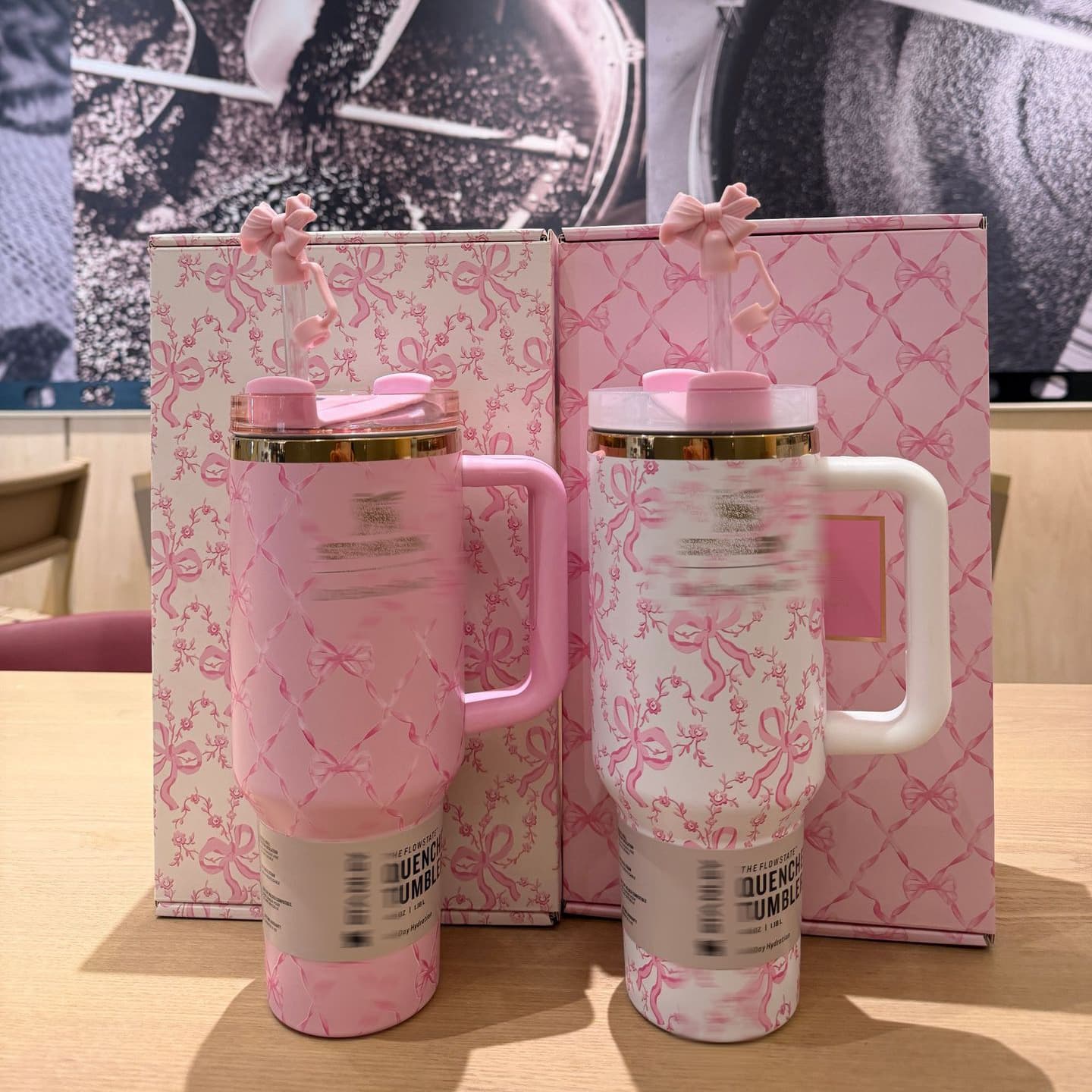 Stanley Co-branded Insulated Tumbler, Large Capacity, High-Design Straw Cup with Handle, Hot and Cold Retention Cup