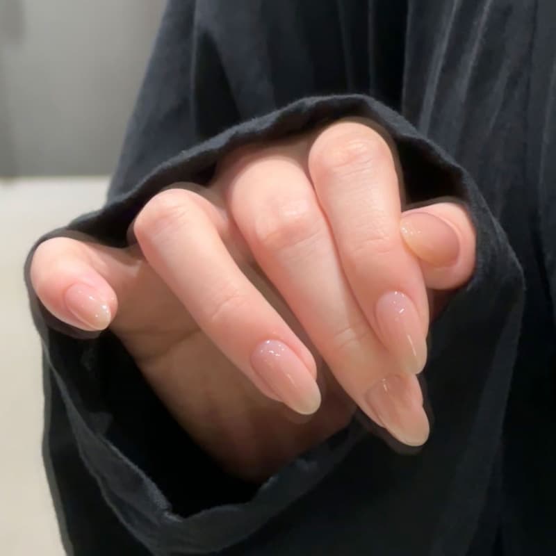 Hand-applied nail tips, same style as Ganlu Temple Hua Fei face-touch stickers, whitening, removable, premium nude color nail art, detachable