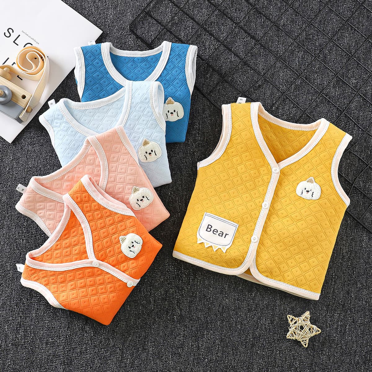 Factory Direct Supply 2025 Autumn New Warm Vest Children's Quilted Waistcoat Unisex Kids Newborn Sleeveless Jacket Waistcoat