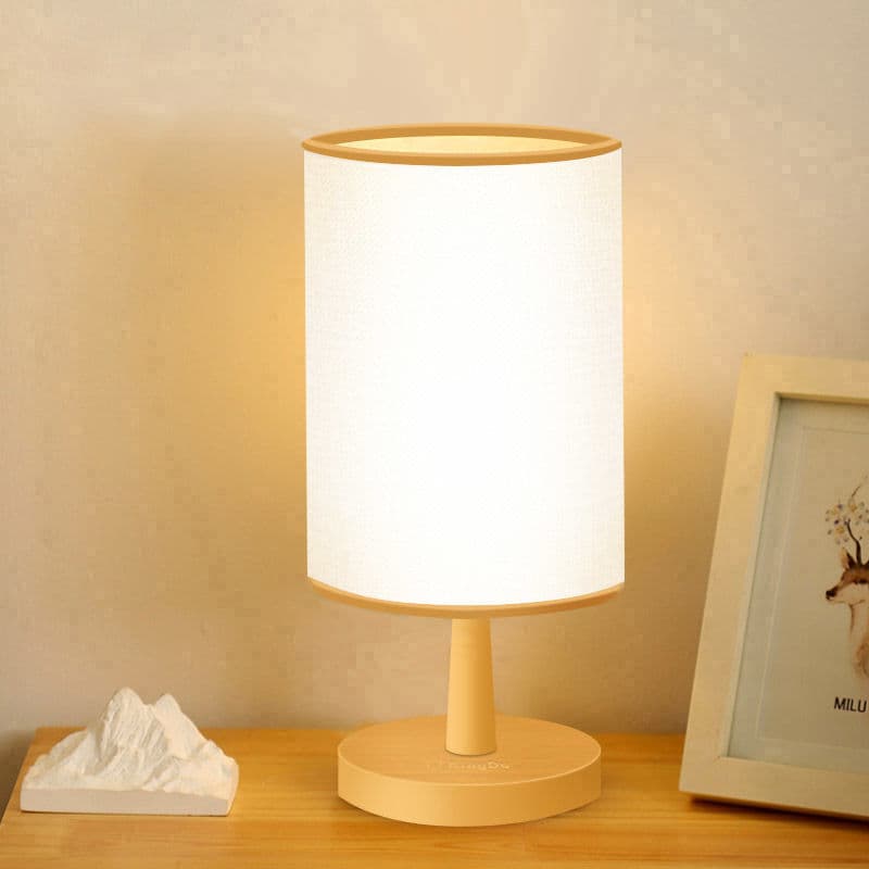 Solid wood bedroom bedside lamp, simple wedding gift, modern decorative night light, baby feeding lamp, factory supply chain wholesale.