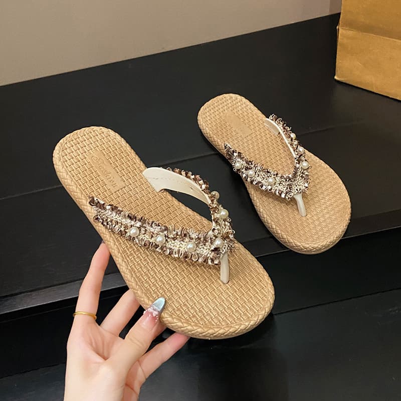 2025 New Style Thick-Soled Non-Slip Beach Flip-Flops for Women to Wear in Summer, Flip-Flops with Platform Soles