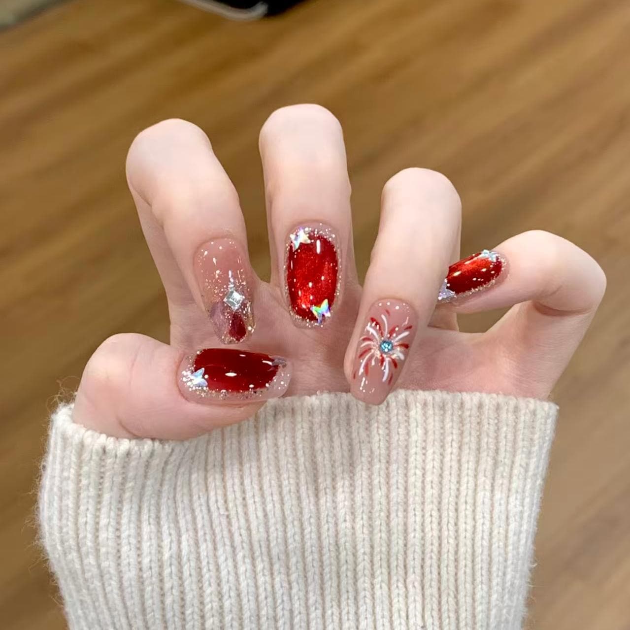 New Year Fashionable Influencer Autumn Winter Ruby Cat Eye Firework Butterfly Handmade Press-On Nails Medium-Long Finished