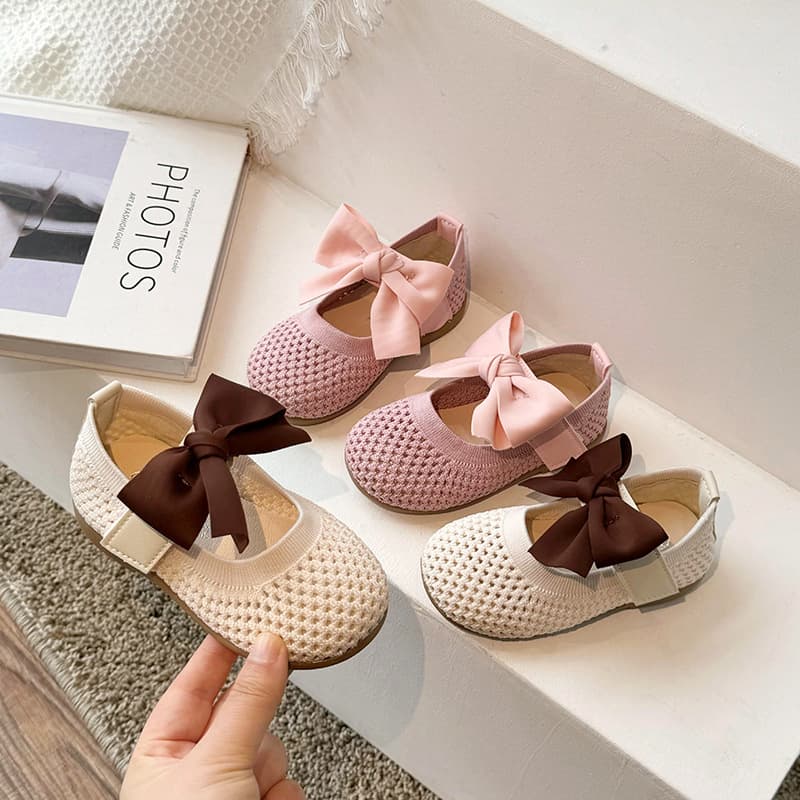 Girls' Cute Flats 2024 Spring Korean Version Baby Bow Shallow Mouth Kick-resistant Board Shoes Small to Medium Kids Fashion Flats