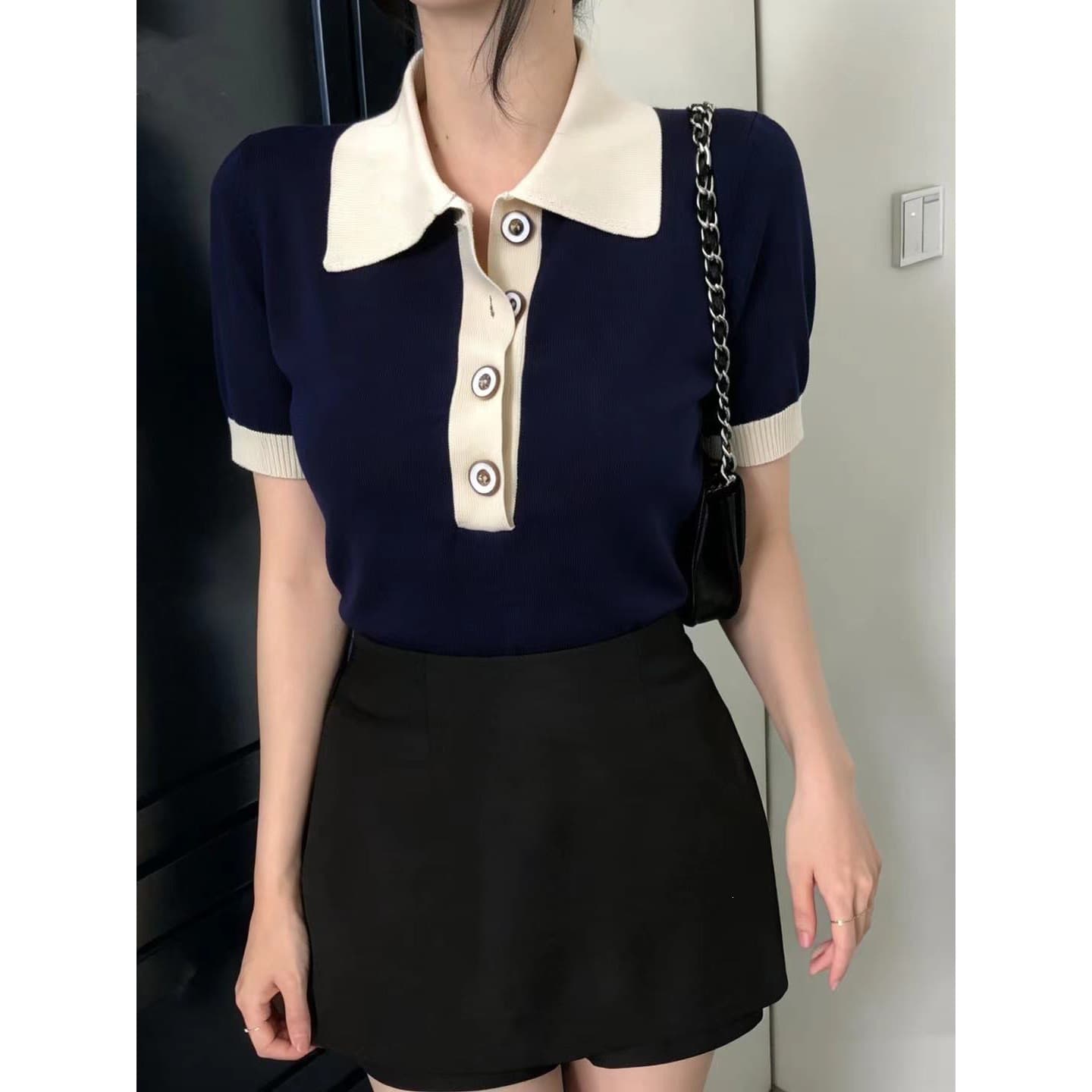 Elegant and Stylish Korean Short-Sleeve Color-Blocked Collar Knit Shirt, Stretchy Pullover Knit Top, Korean-Style Cotton Top