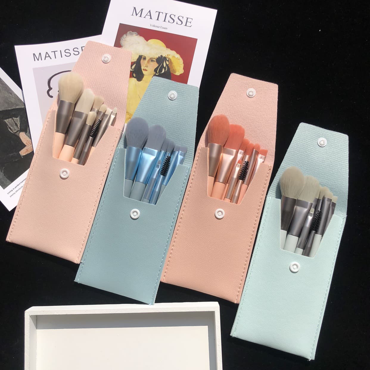 8-Piece Makeup Brush Set Ultra Soft Student Affordable Portable Eyeshadow Brush Powder Brush Full Soft Bristle