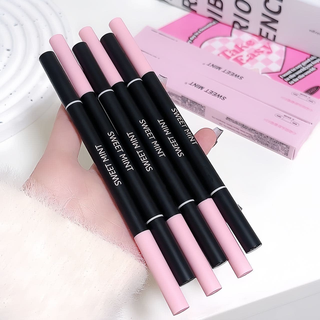 SWEETMINT Heartbeat Dual-Ended Under-Eye Brightener Pen, Highlighter & Eyeliner 2-in-1, Waterproof and Fade-Resistant