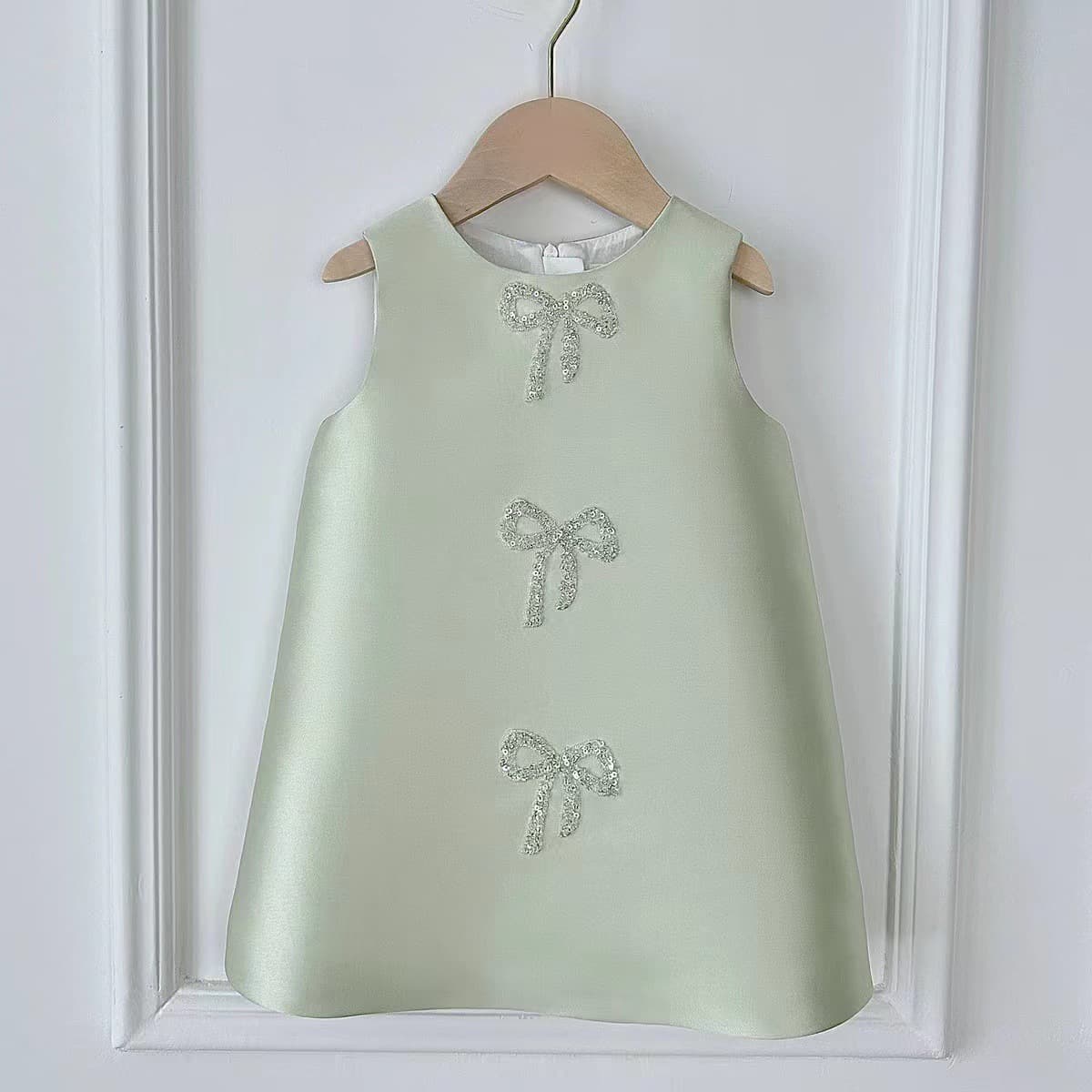 Flower girl dress 2026 summer new style girl sleeveless simple children's princess dress host piano child dress