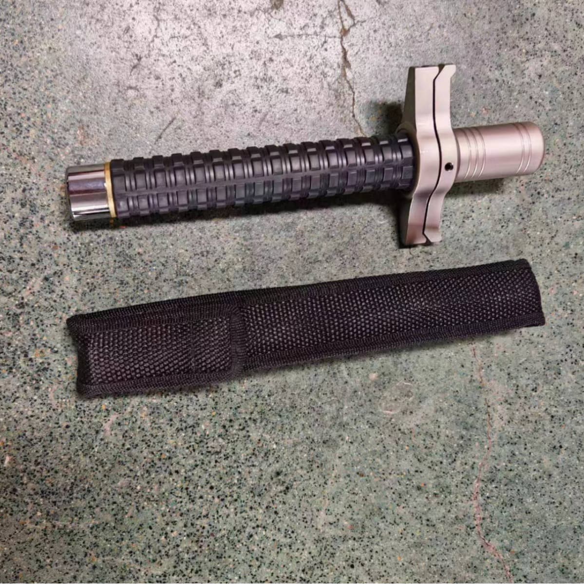 26-Inch Self-Defense Extension Rods Anti-Assault Cars Armed Vehicles Alloy Steel Three Section Staff for Martial Arts Training Outdoor Activities