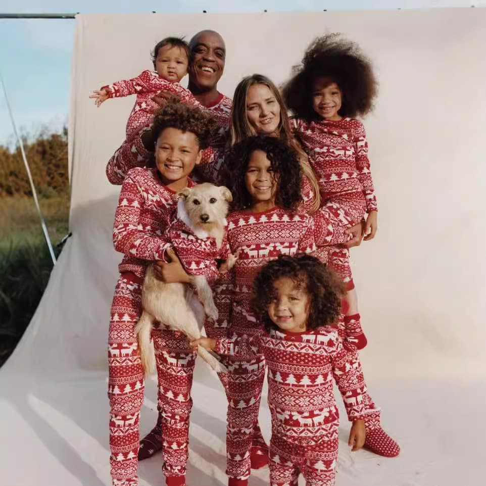 Amazon eBay Hot Selling 2022 European and American Christmas New Christmas Print Family Matching Pajama Set