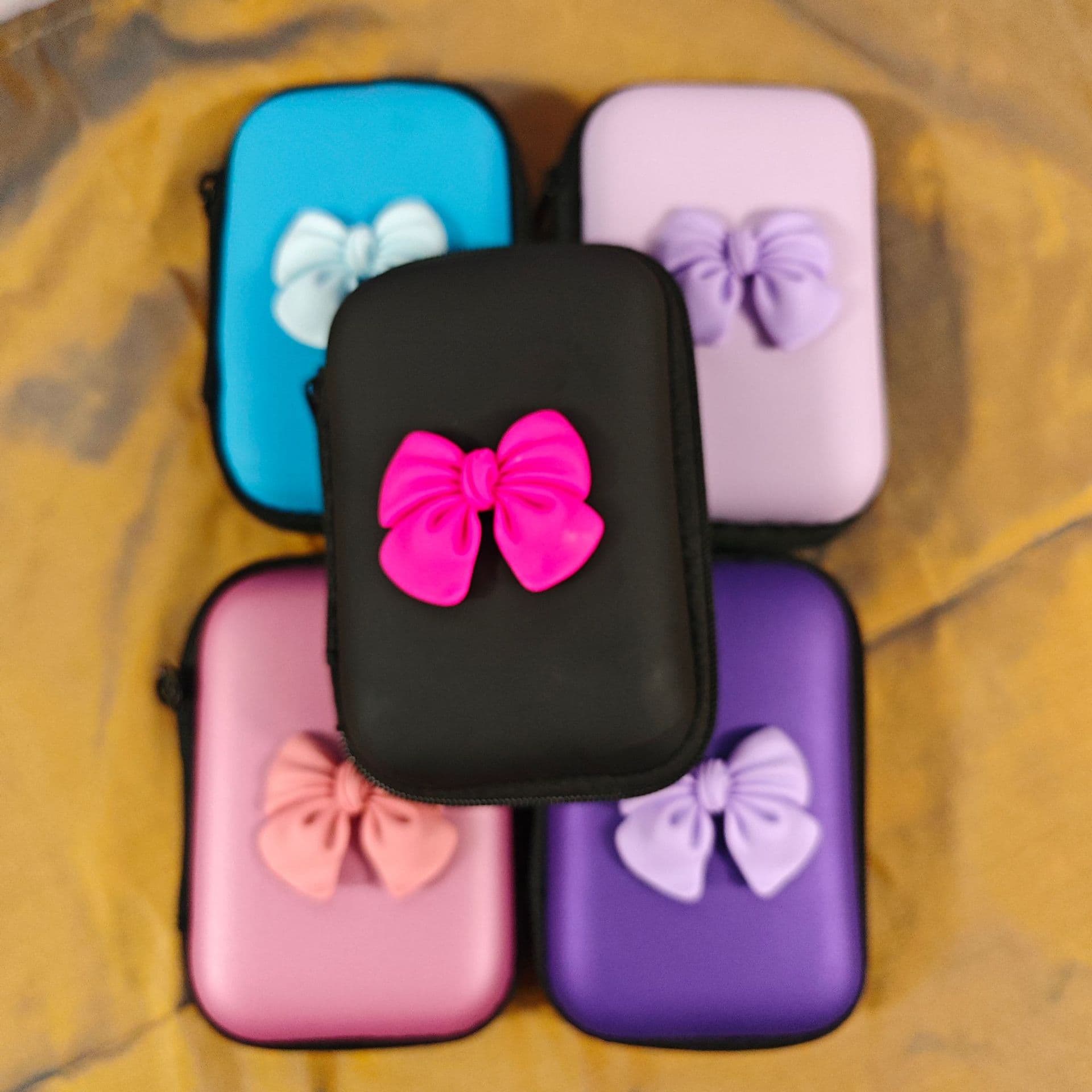 Cross-border spot data cable headphone bag bow bluetooth headphone bag ins style headphone bag coin purse