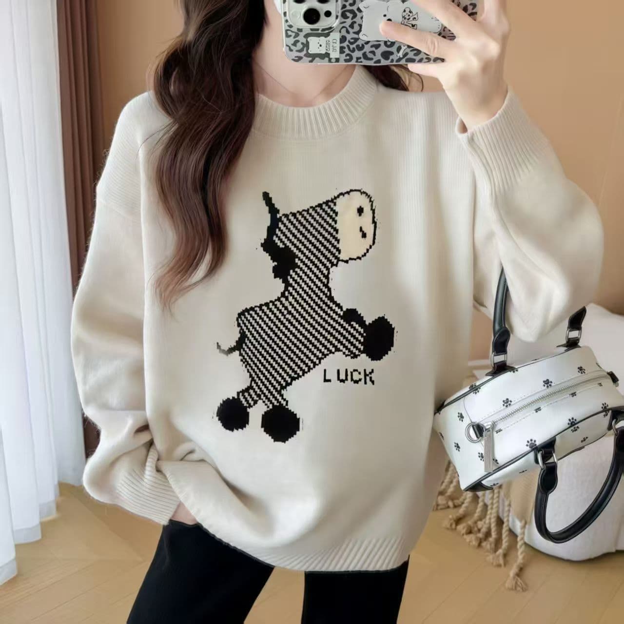 Gray Maternity Wear New Autumn/Winter Sweater Loose Large Size Fashion Chic Knit Top Belly-Covering Winter Outer Wear Trendy