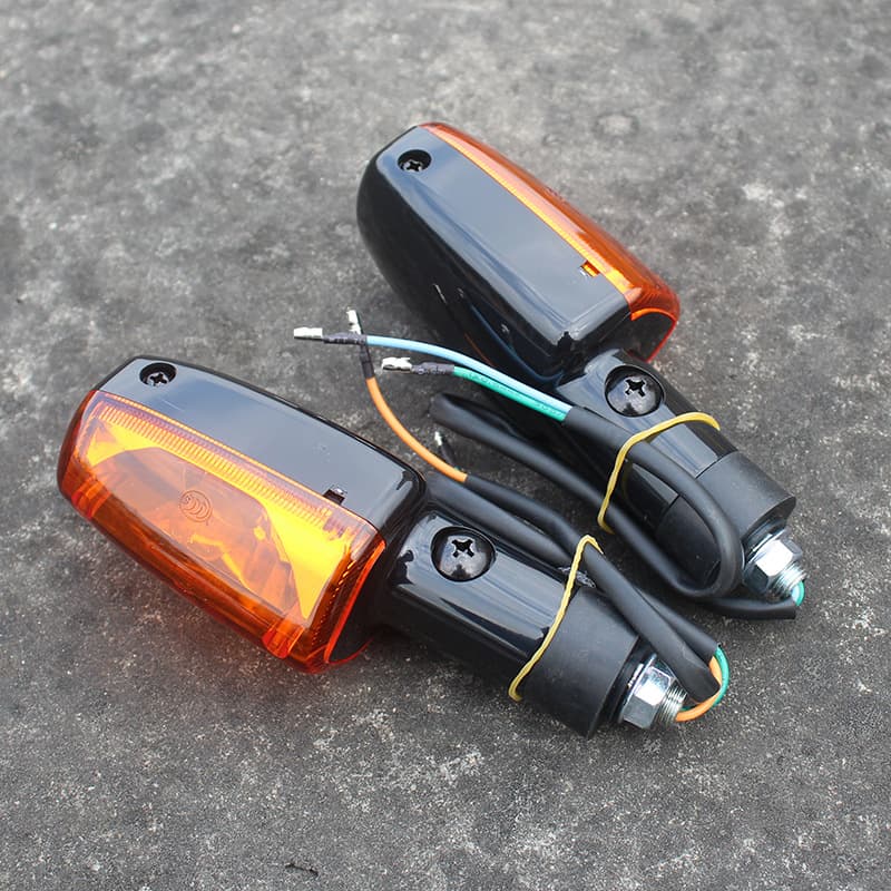 Motorcycle Turn Signal Accessories Fengyi WH125-B Fengxiang Weiling Tongyu 150 Turn Signal with Bulb