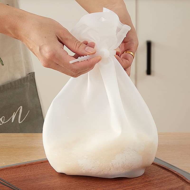 Food-grade silicone dough kneading bag, non-stick home dough making tool, thickened baking kitchen proofing and mixing bag