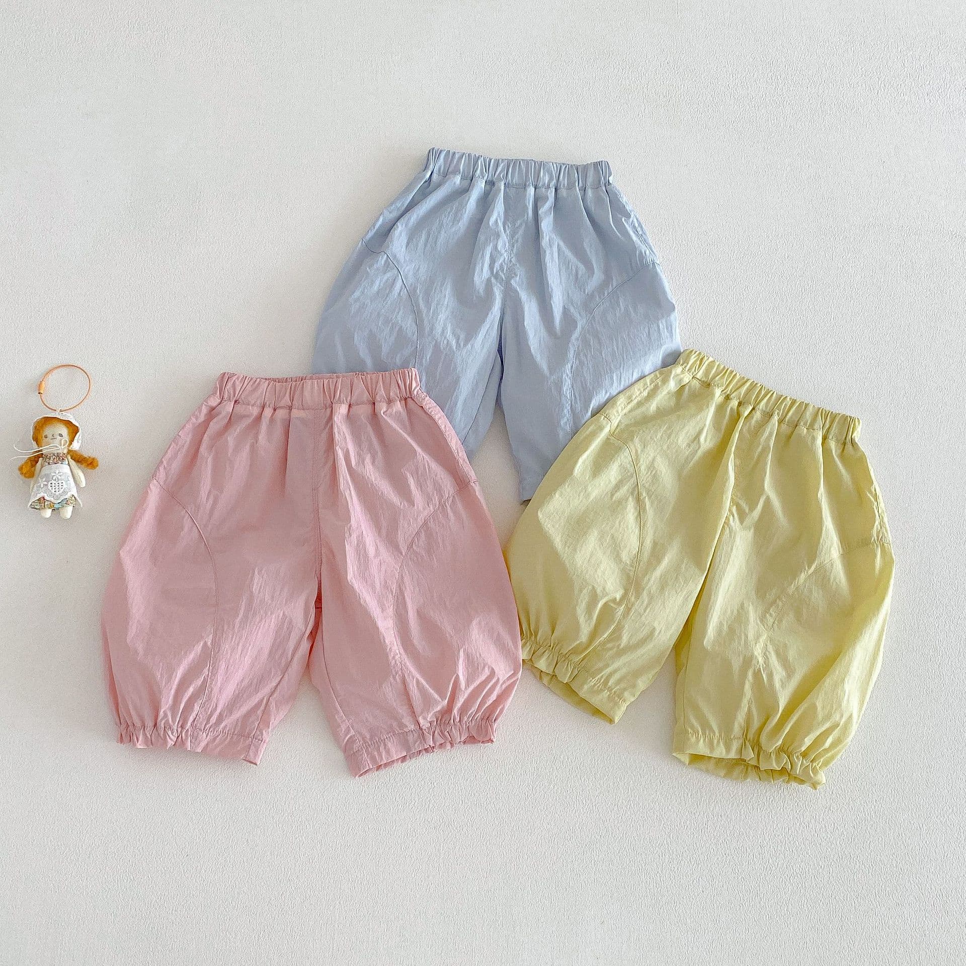 Girls solid color casual pants 2026 new summer baby style Korean style breathable pants children's design summer clothes