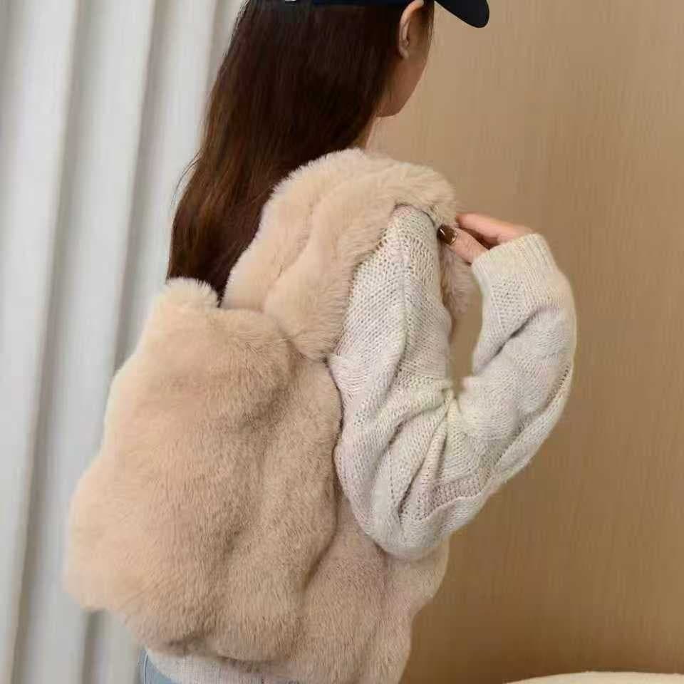 Autumn Winter Plush Bag Women's High-End 2025 New Fashion Versatile Handbag Large Capacity Shoulder Tote Bag