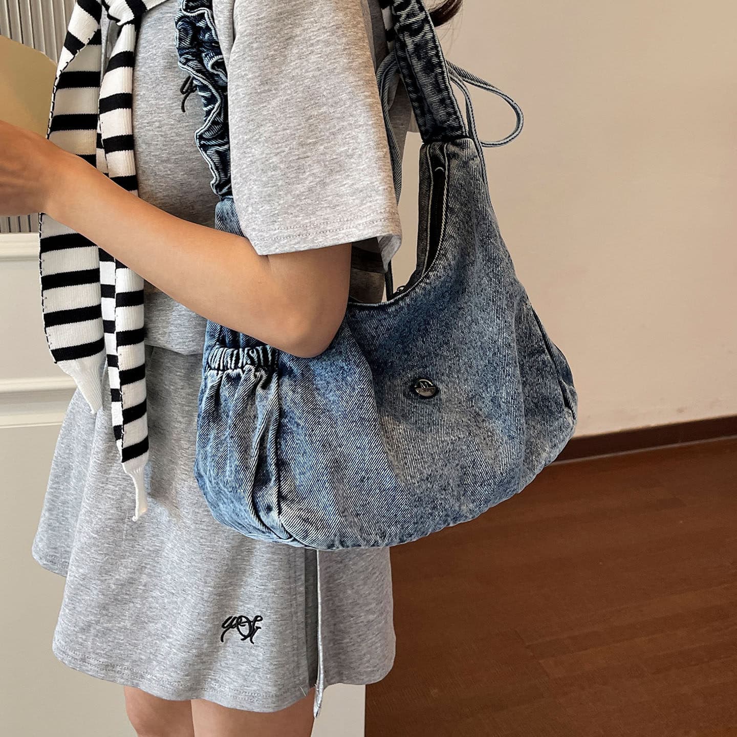 New Denim 2026 Large Capacity Crossbody Shoulder Bag for Commute, Versatile Summer Tote Bag for Women, Casual Style