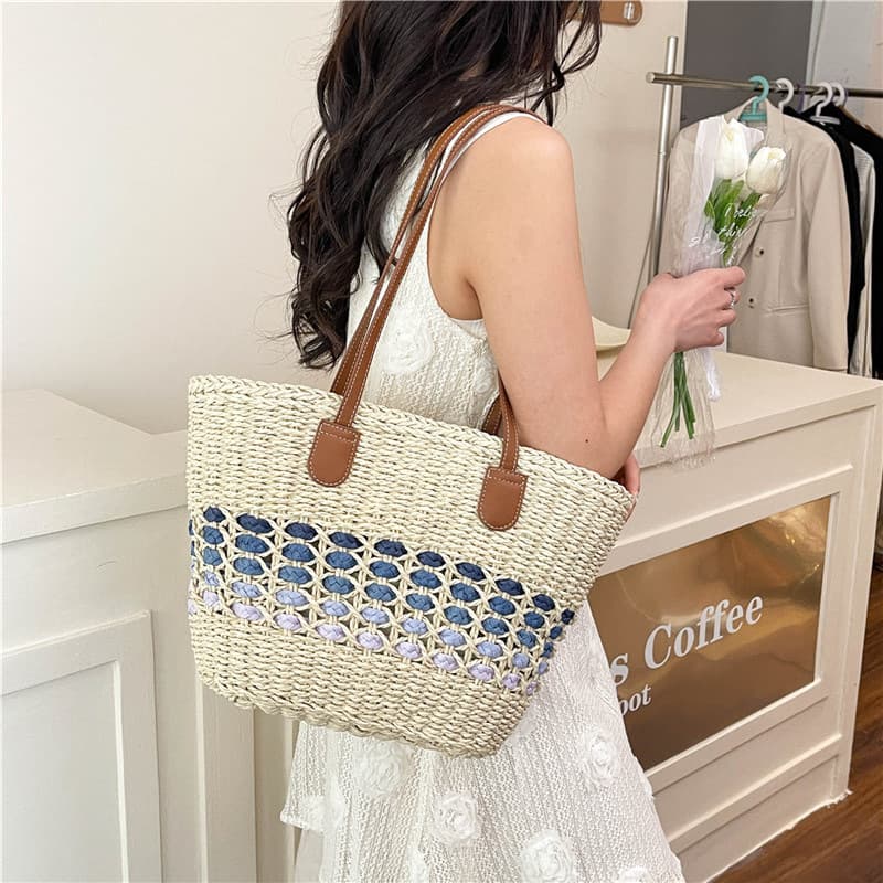 Cross-border Woven Straw Bag for Women Summer Beach Travel Vacation Tote Bag Casual Commuting Handbag Single Shoulder Bag Wholesale