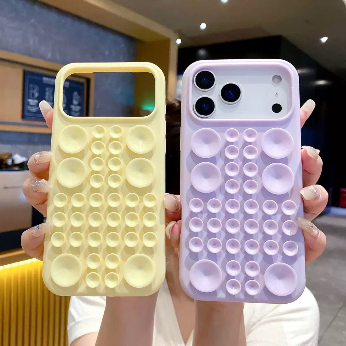 New 17Pro Multi-Function Suction Cup Phone Case Skin-Friendly Liquid Silicone Adhesive Phone Cover with Box Packaging