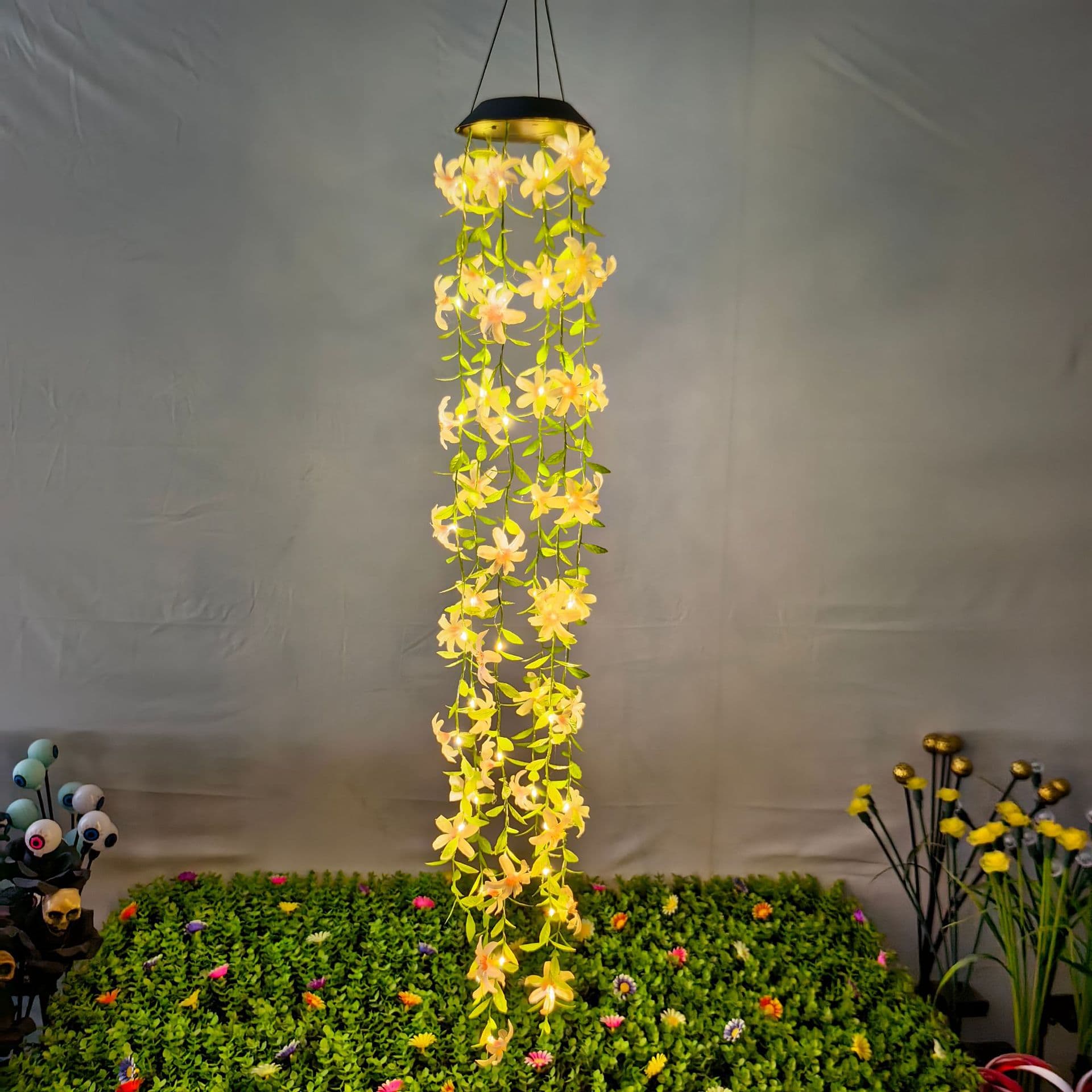 Solar wind chime light outdoor waterproof balcony terrace decoration chandelier garden courtyard landscape layout atmosphere hanging light