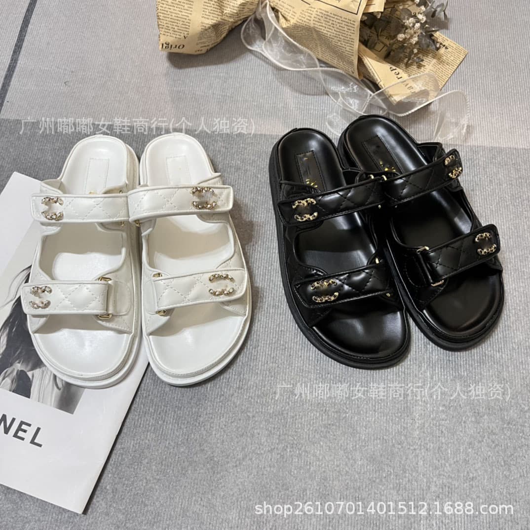 High Quality Summer New Classic Chanel-Style Velcro Strap Sandals Chain Large Size Slides Genuine Leather Roman Beach Shoes