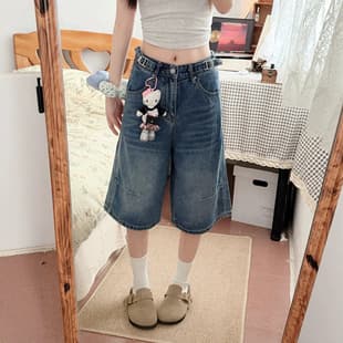 American Style Light Wash Denim Capri Shorts for Women, Summer Loose Distressed High-Waisted Straight-Leg Versatile Flattering Wide-Leg Mid-Length Pants