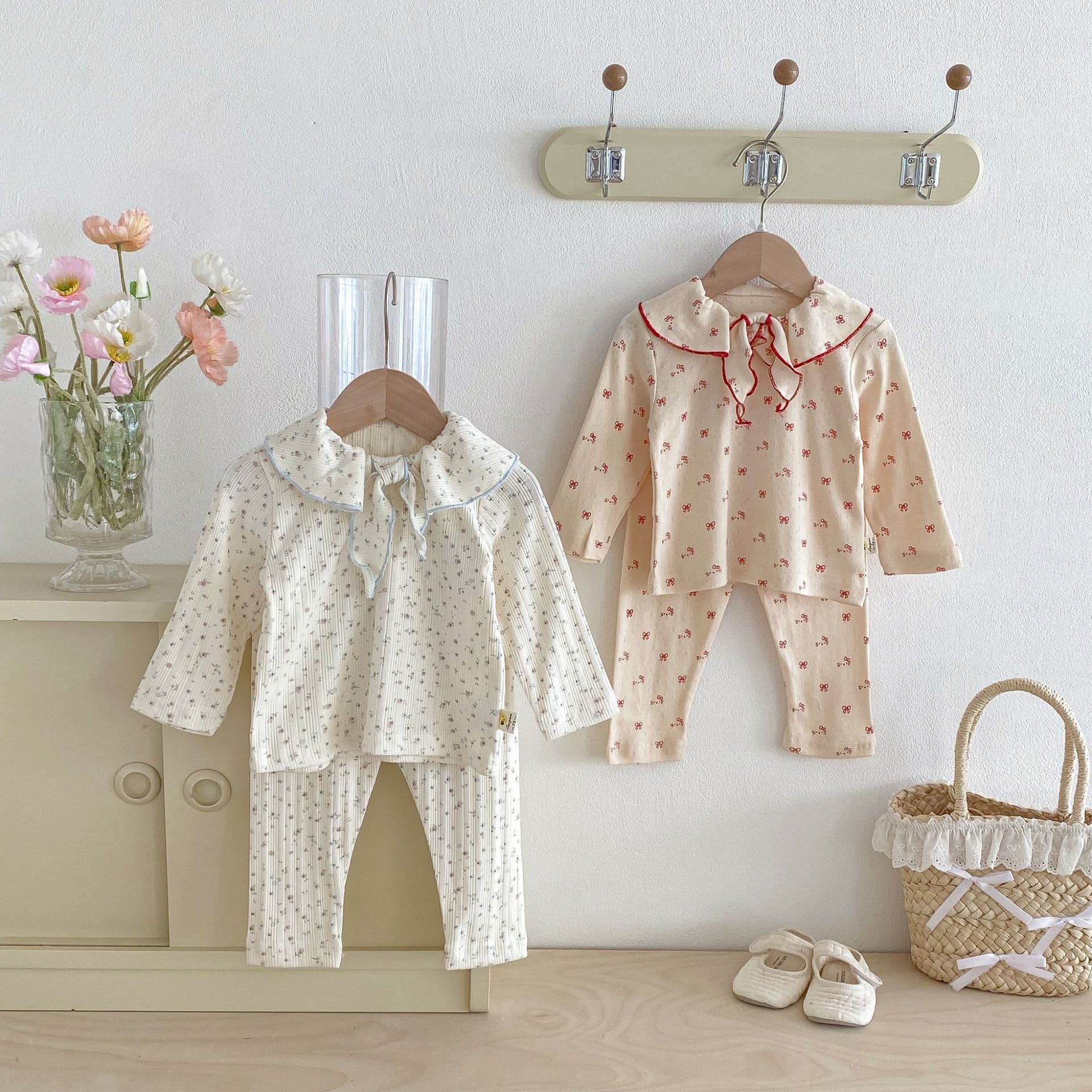 Baby Girl Spring and Autumn Homewear Set, Fashionable Long-Sleeve Top and Pants Pajama Two-Piece Set for Infants and Toddlers